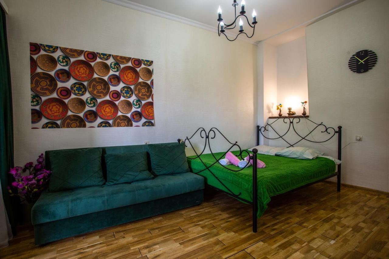 Downtown Apartment Near Sulfur Baths Tbilisi Luaran gambar